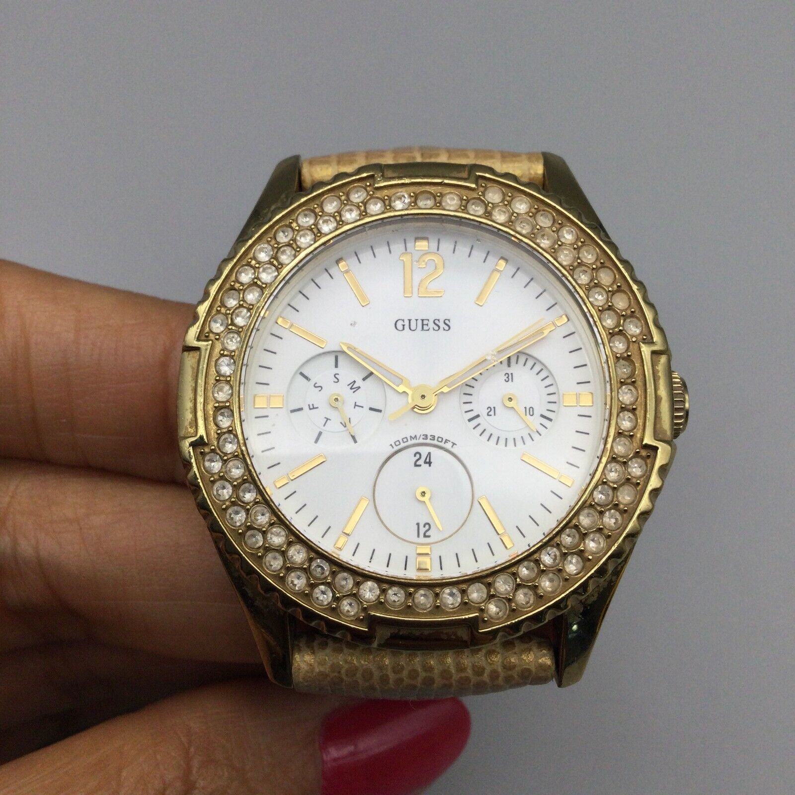 Guess waterpro clearance 100m 330ft gold