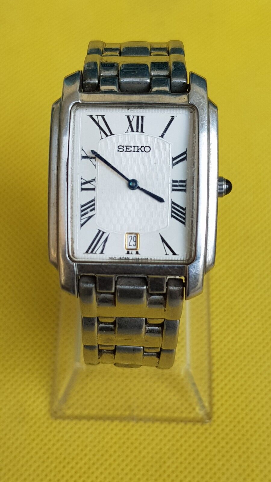 vintage Seiko quartz tank shape V739-5B40 roman numerals