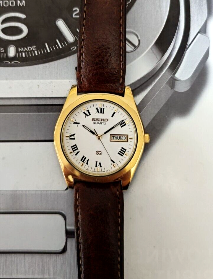 Seiko SQ Day Date 5Y23-8250 Oct 1989 Gold Quartz Mens