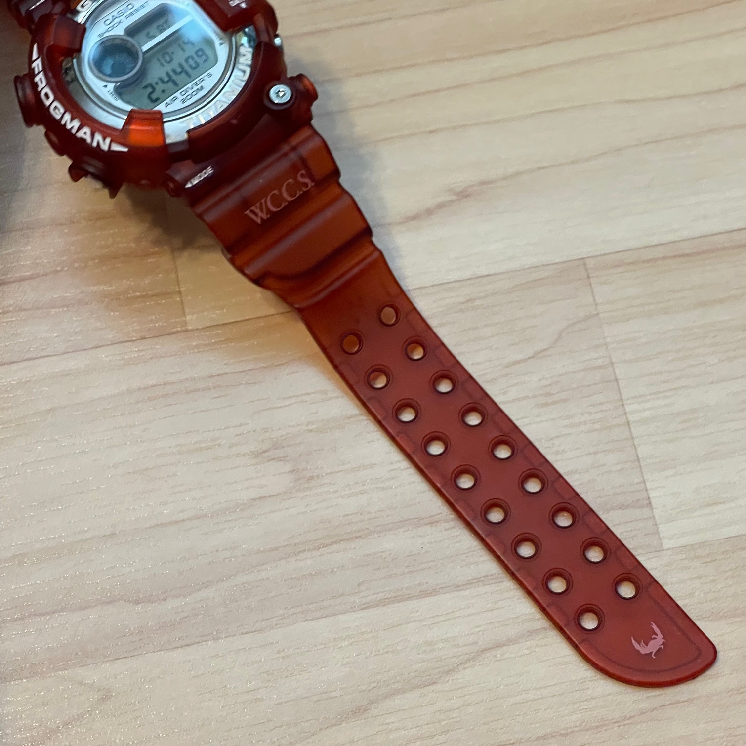 WTS] Casio G-Shock DW-8201WC-7T WCCS Frogman Red Jelly