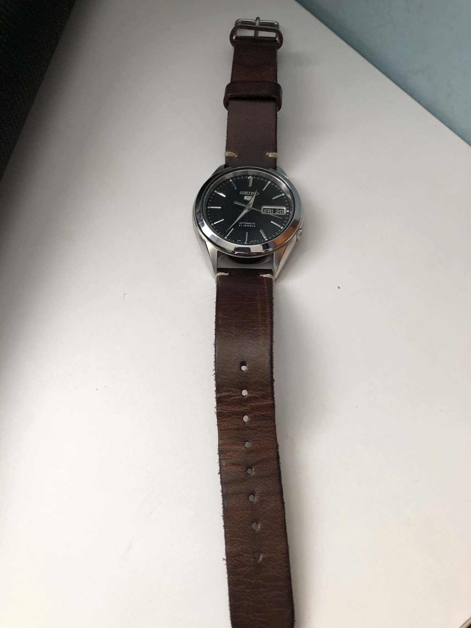 Seiko 5 hotsell snkl23 leather strap