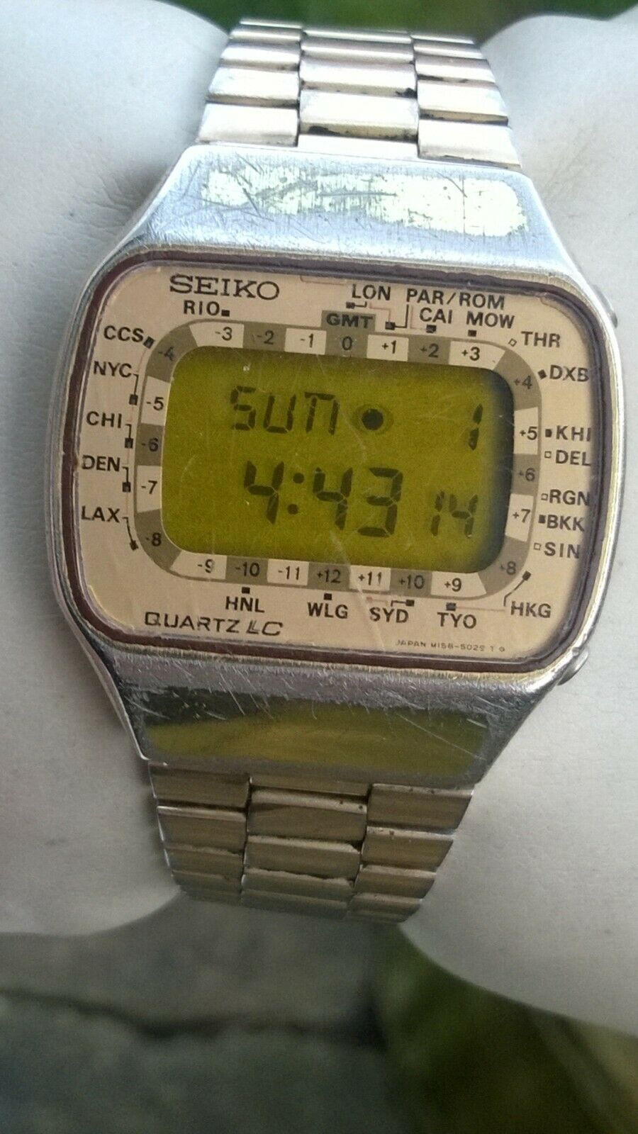 Seiko M158-5009 Pan Am World Time Vintage LCD Digital Watch - good