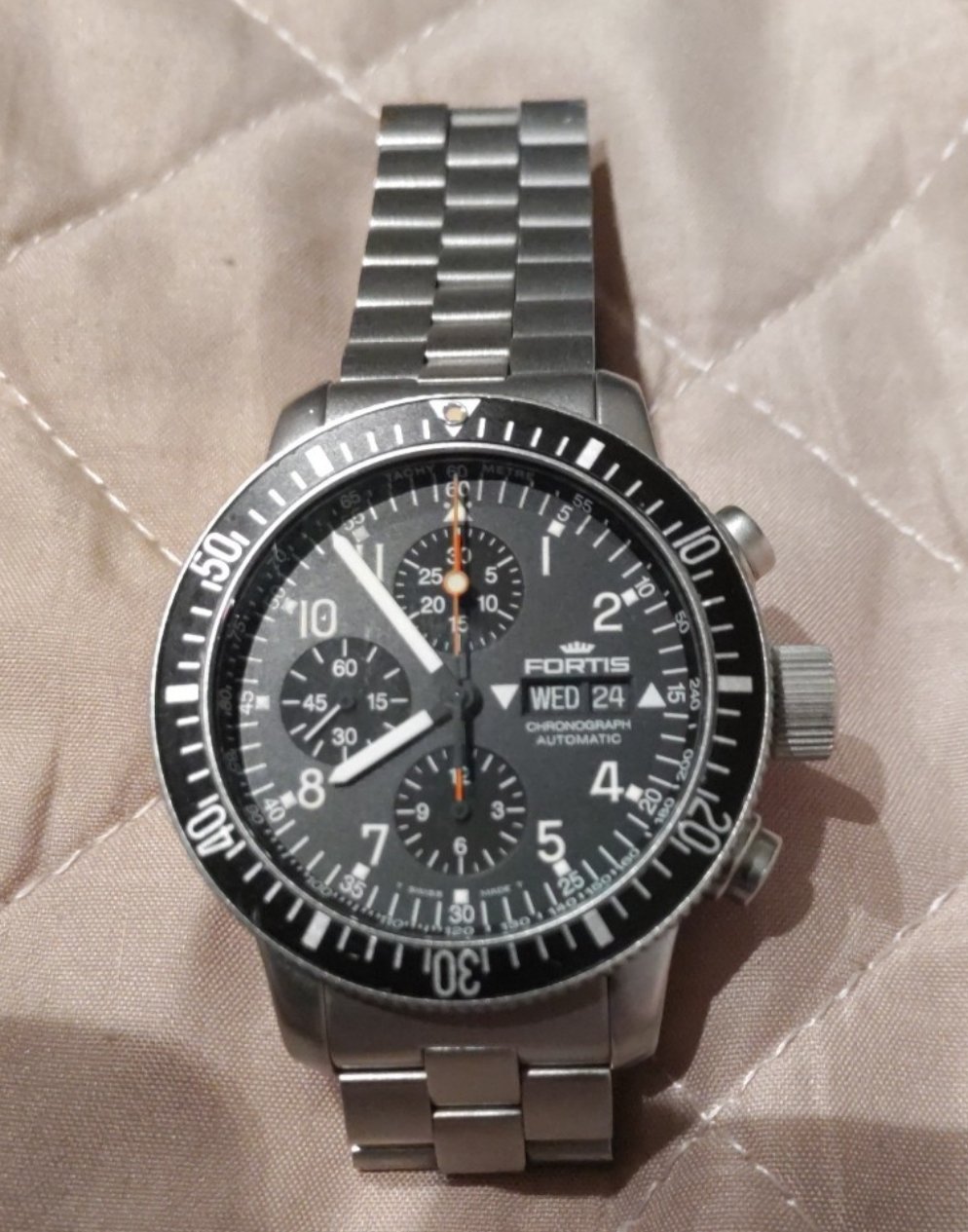 Fortis b 42 cosmonaut clearance chronograph