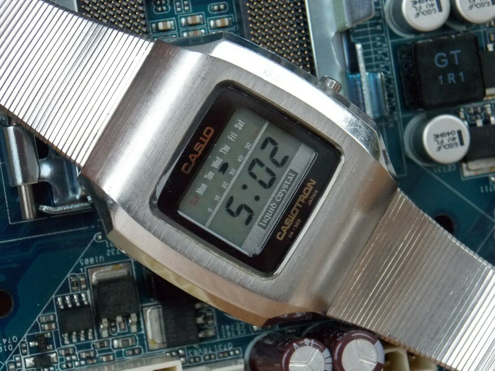 CASIO Casiotron 04-502 Digital LCD Quartz watch | WatchCharts