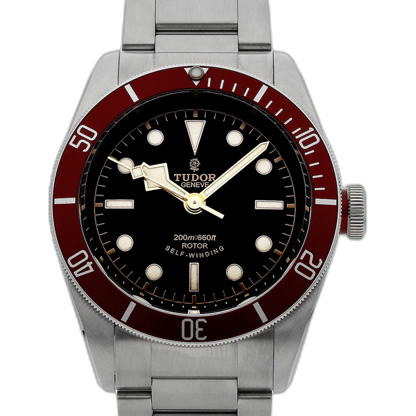 Tudor red online