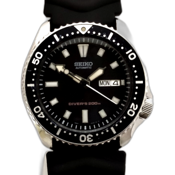 Seiko SKX399 Price, Specs, Market Insights | WatchCharts