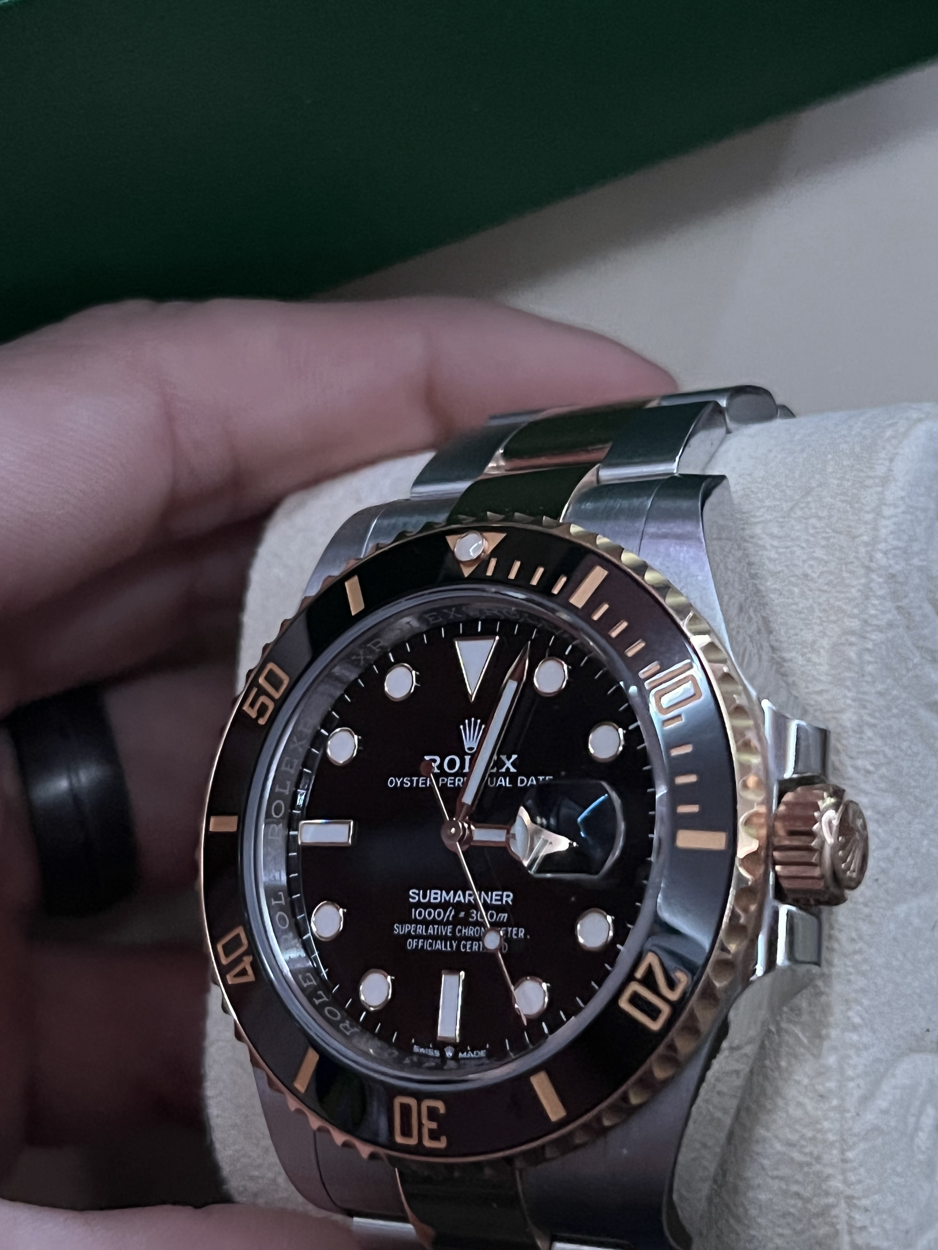 Rolex submariner two outlet tone rose gold