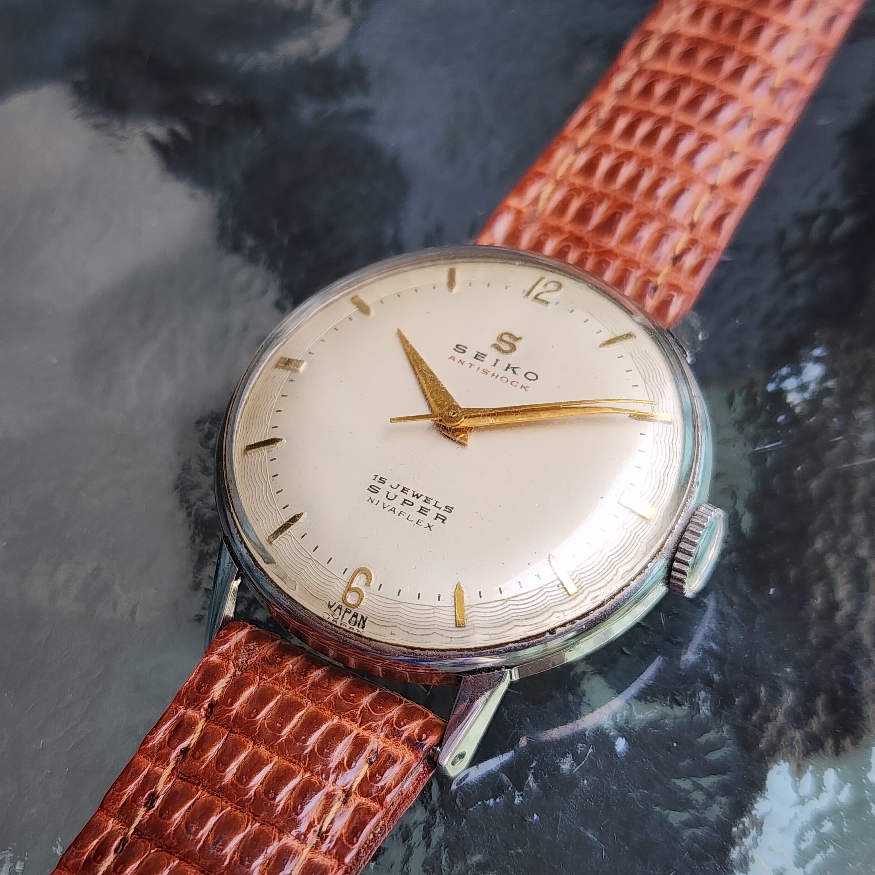 WTS] Vintage 1950s Seiko Super Antishock 15J 