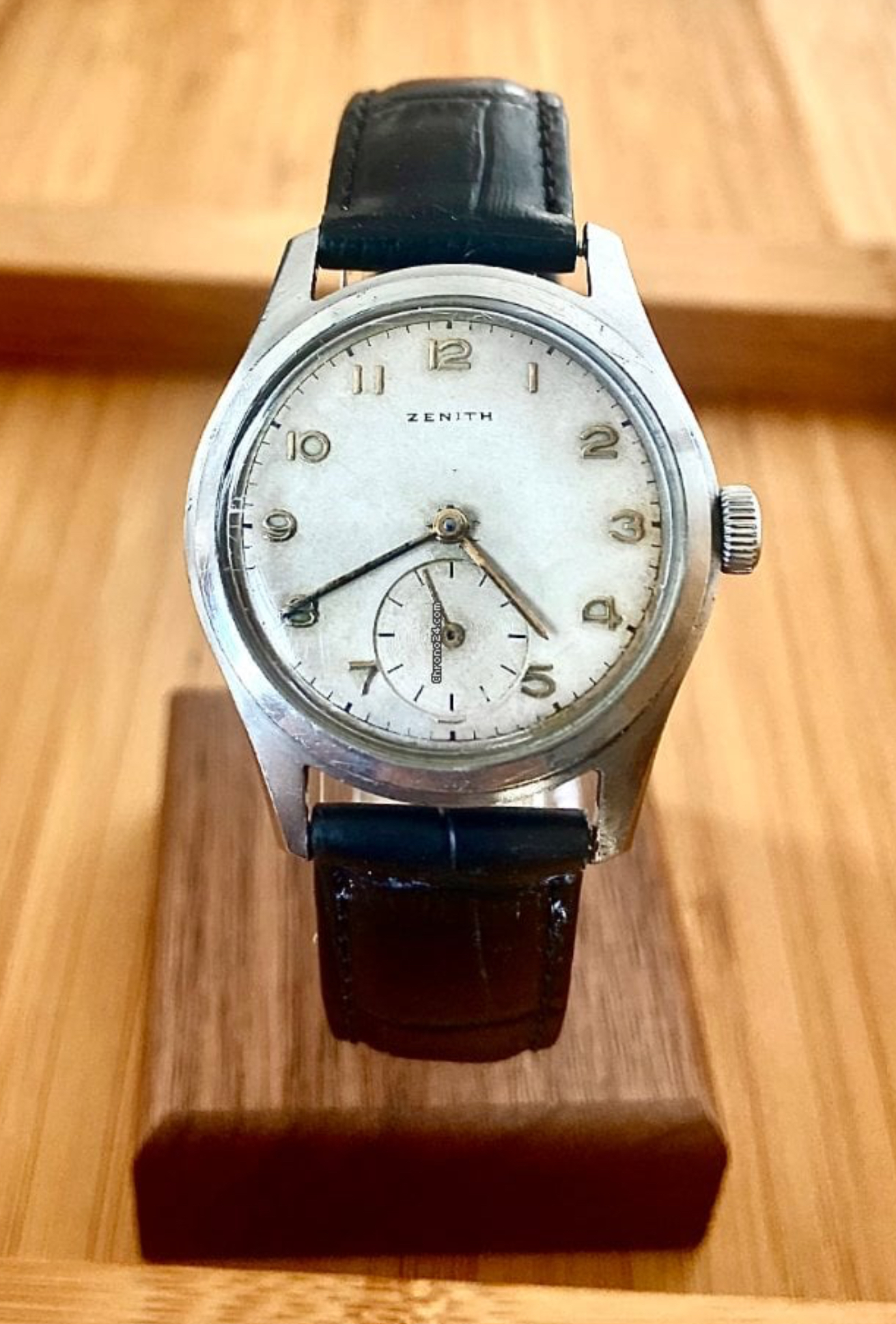 Vintage clearance zenith watch