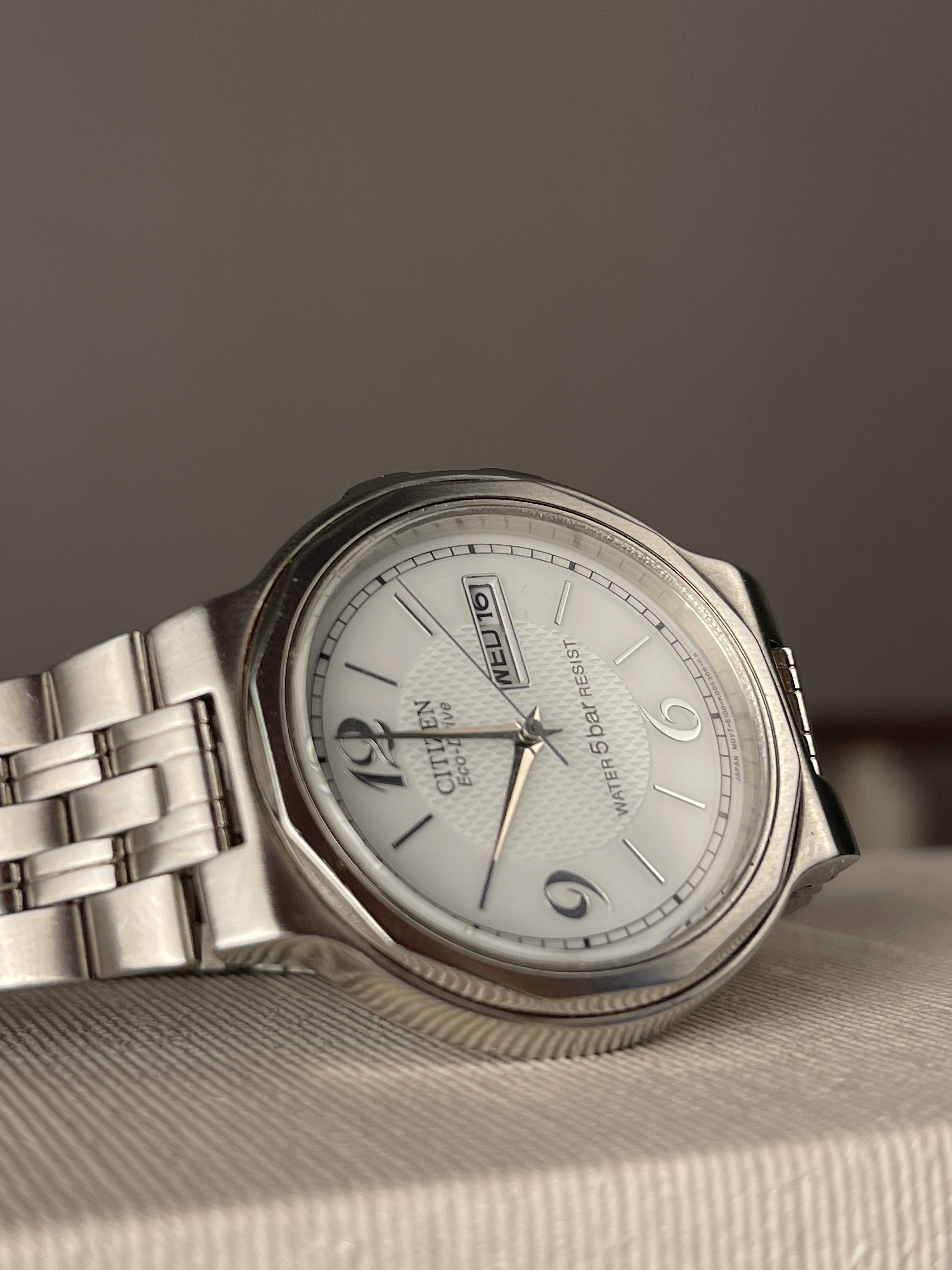 Citizen Eco-Drive E100-K003334 | WatchCharts Marketplace