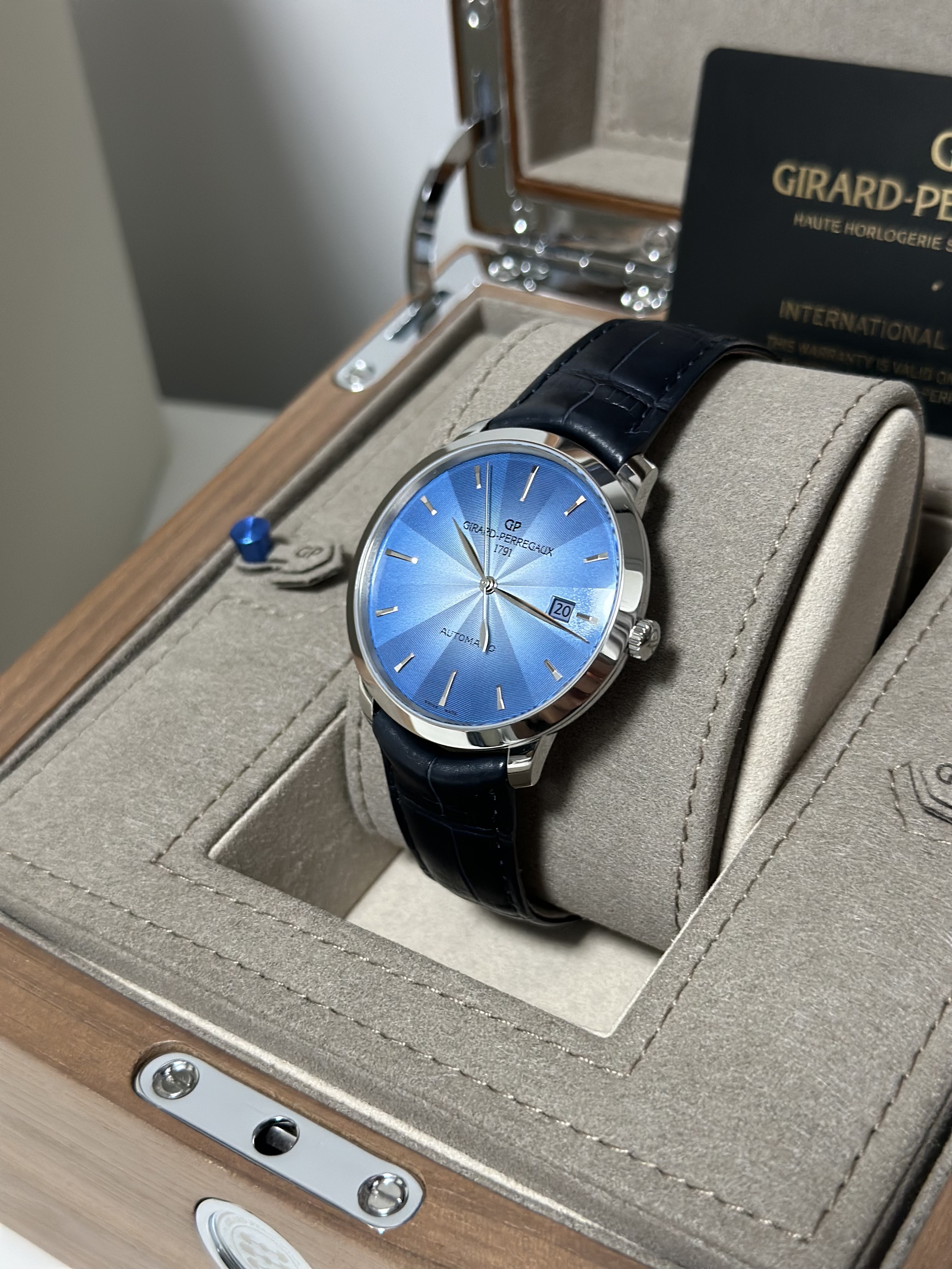 Girard perregaux for sale hotsell