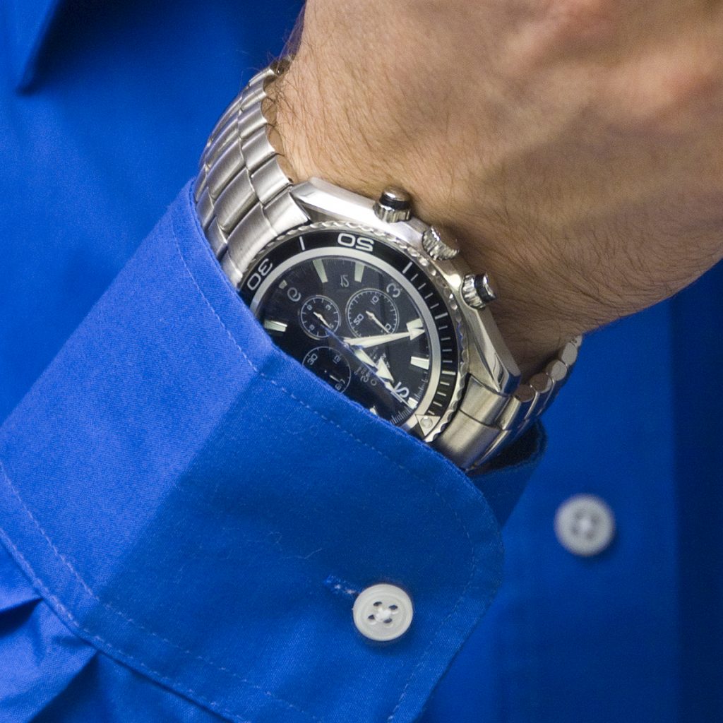 Omega Planet Ocean Chronograph (2210.50.00) Review – A Modern